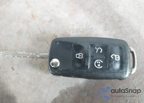 2015 Volkswagen Passat 1.8T Sel Premium из США, поврежденный, VIN 1VWCT7A30FC117765